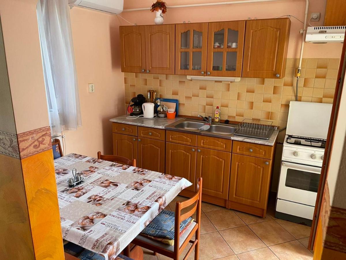 Csillam Vendeghaz Apartment Hajduszoboszlo Bagian luar foto