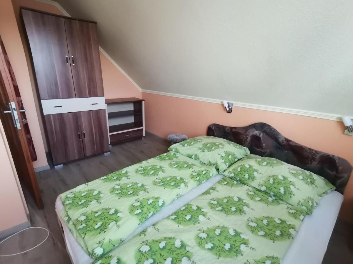 Csillam Vendeghaz Apartment Hajduszoboszlo Bagian luar foto